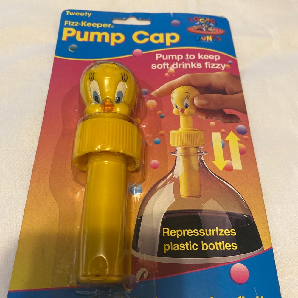 Vintage 1994 Looney Tunes Tweety Fizz Drink Keeper Pump Cap Cartoon New Jokari